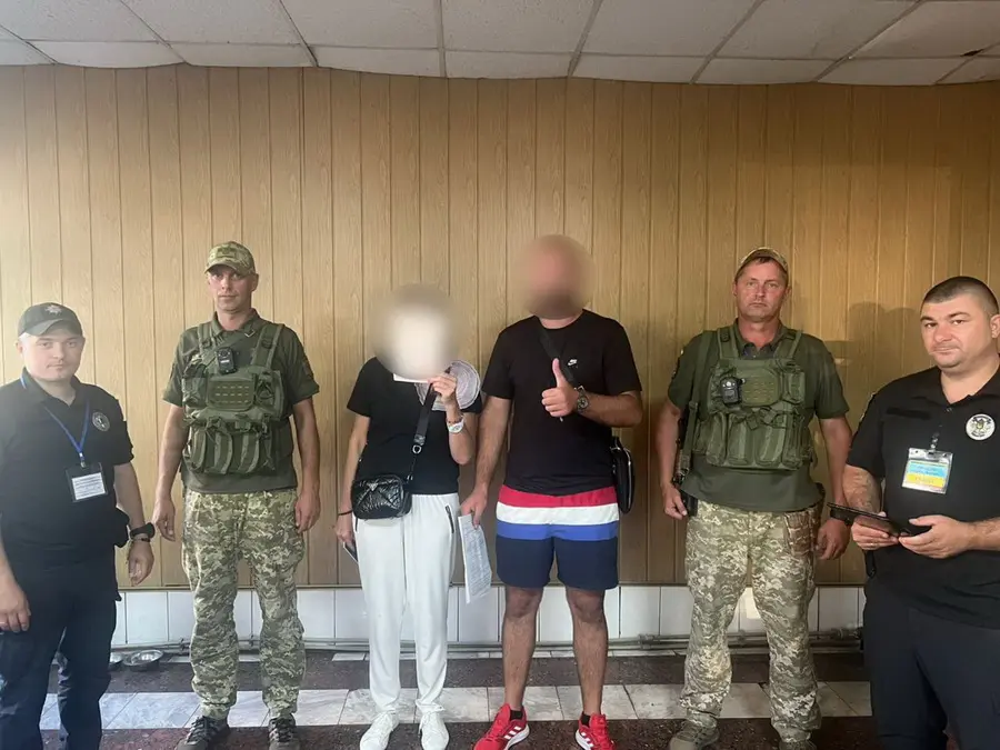 «Велике кохання» закінчилося: на Вінниччині прикордонники не випустили подружжя