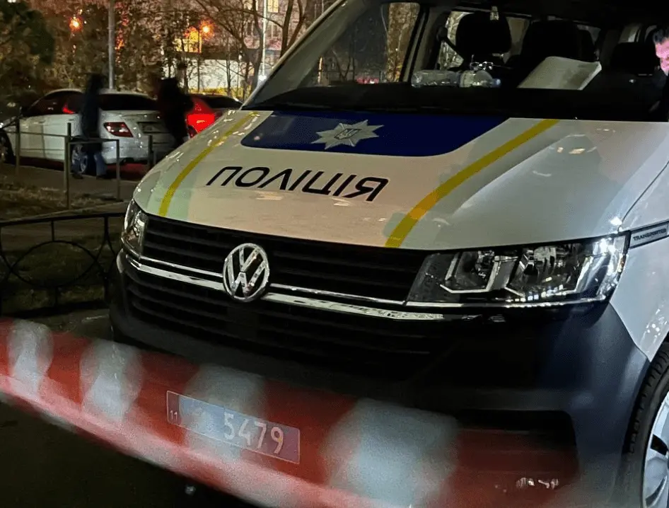 ДТП в Києві: Авто та поліція зіткнулися, загинув правоохоронець