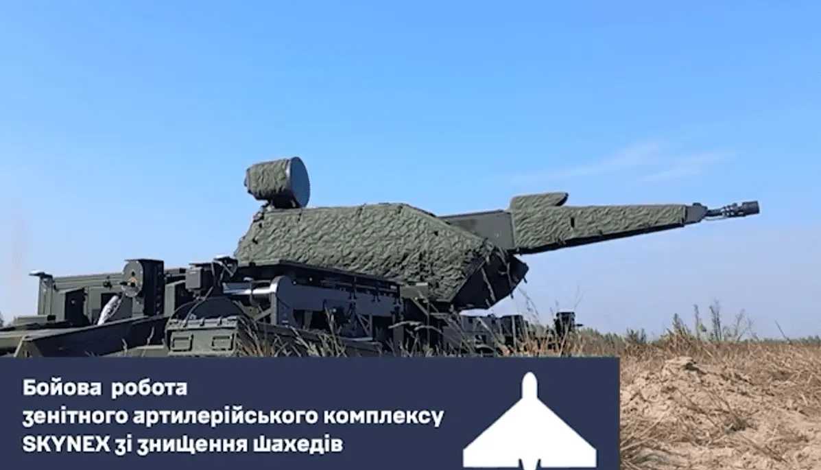 Мисливець за “шахедами”: Повітряні Сили показали роботу зенітного комплексу Skynex (відео)