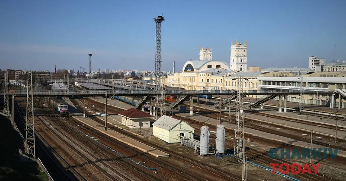 Через обстріли потяг до Харкова змінив маршрут
