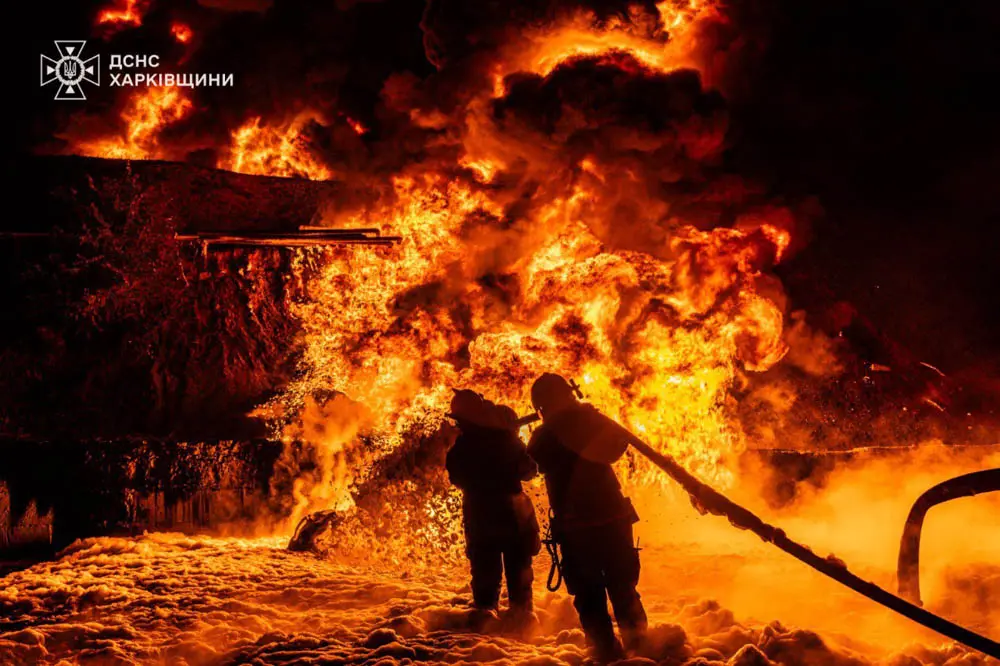 Минулої ночі російські безпілотники вдарили по Чугуєву: 11 постраждалих (фото)