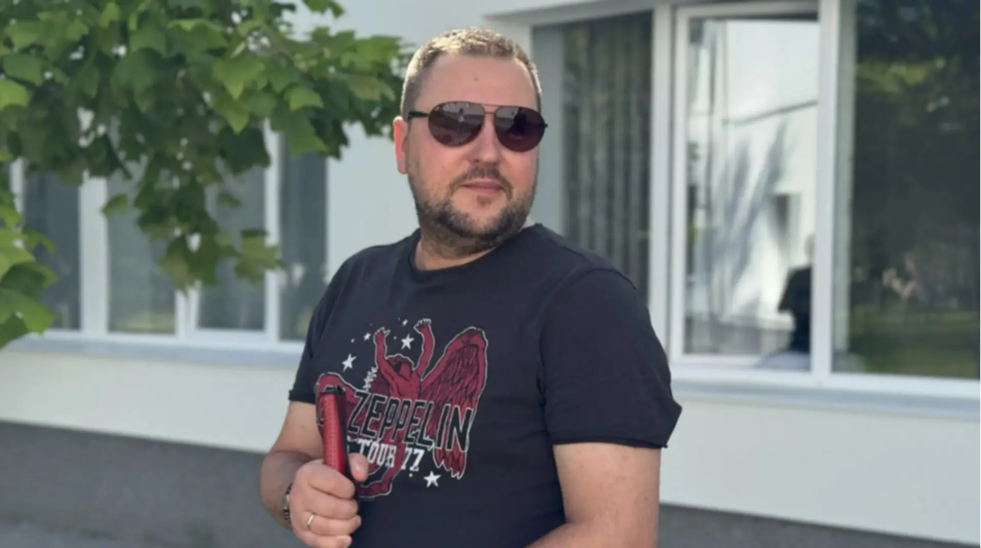 "Складно, але надія є": історія реабілітації військового, який втратив зір через важке поранення на фронті
