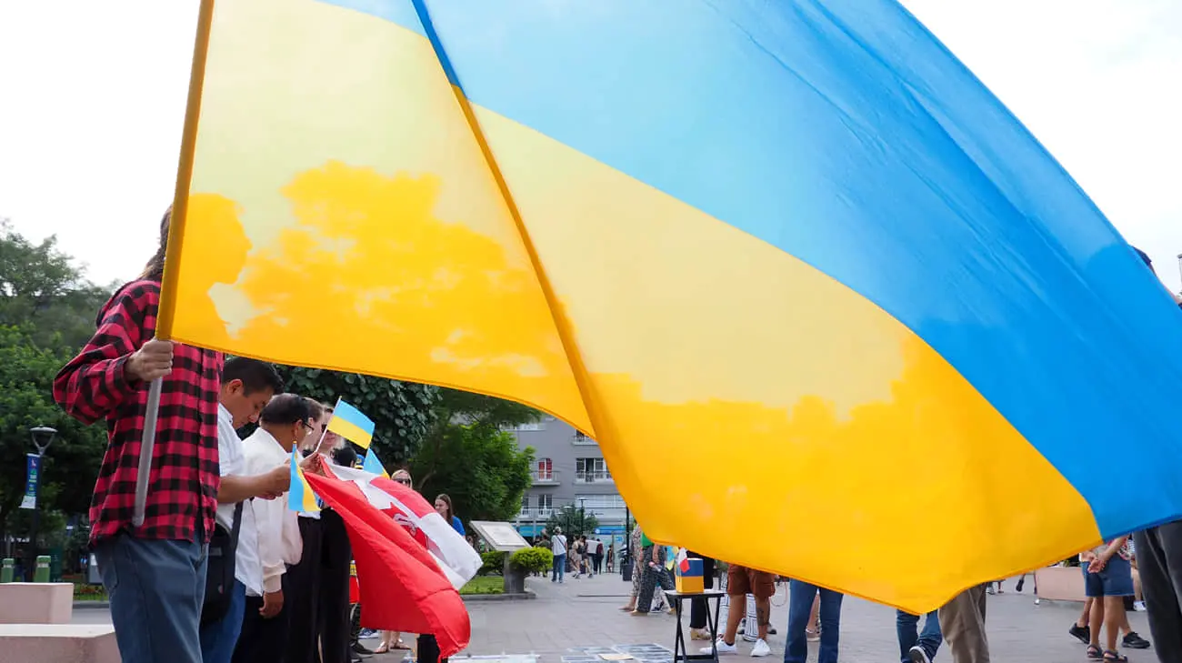 В Україні побільшало тих, хто готовий терпіти війну стільки, скільки буде потрібно – опитування