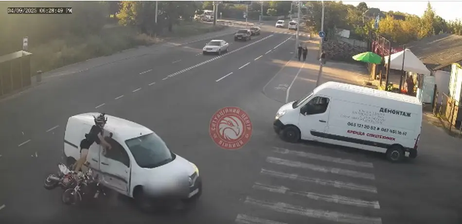 У Вінниці на Старому місті неповнолітній мотоцикліст потрапив у ДТП