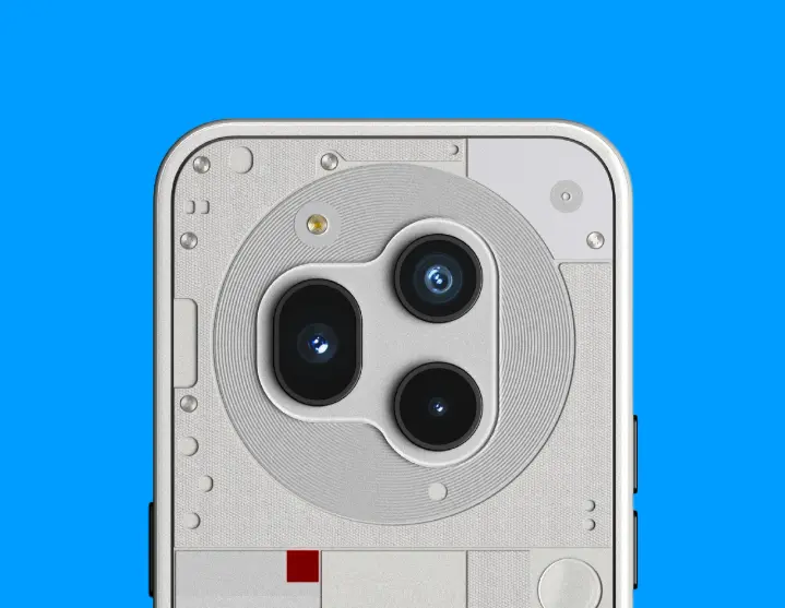 Новий витік фото Nothing Phone (3) показав смартфон без фірмової підсвітки Glyph