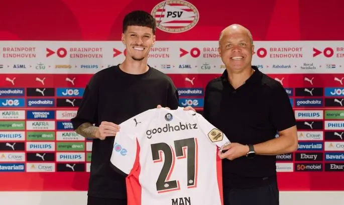 Dennis Man joins PSV Eindhoven - Transfer Details & Player Comments