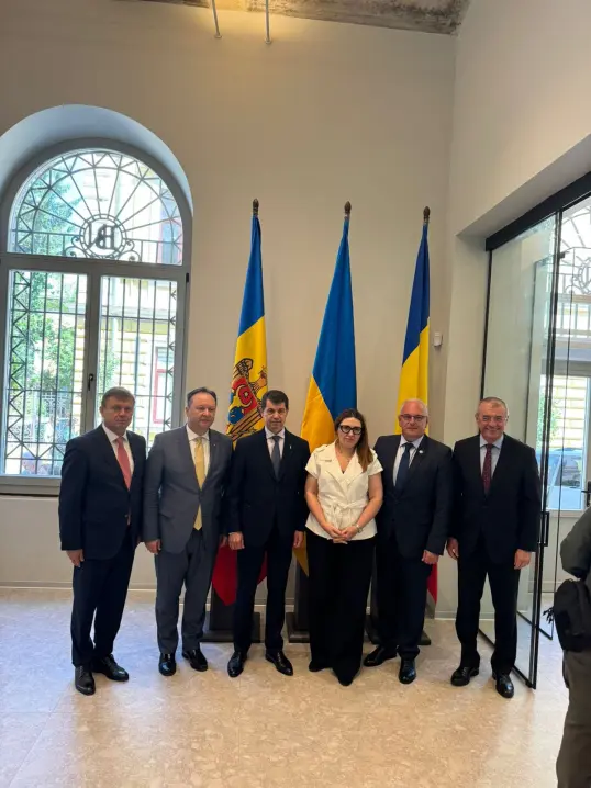 У Чернівцях зустрілись міністри закордонних справ України, Молдови та Румунії: про що говорили