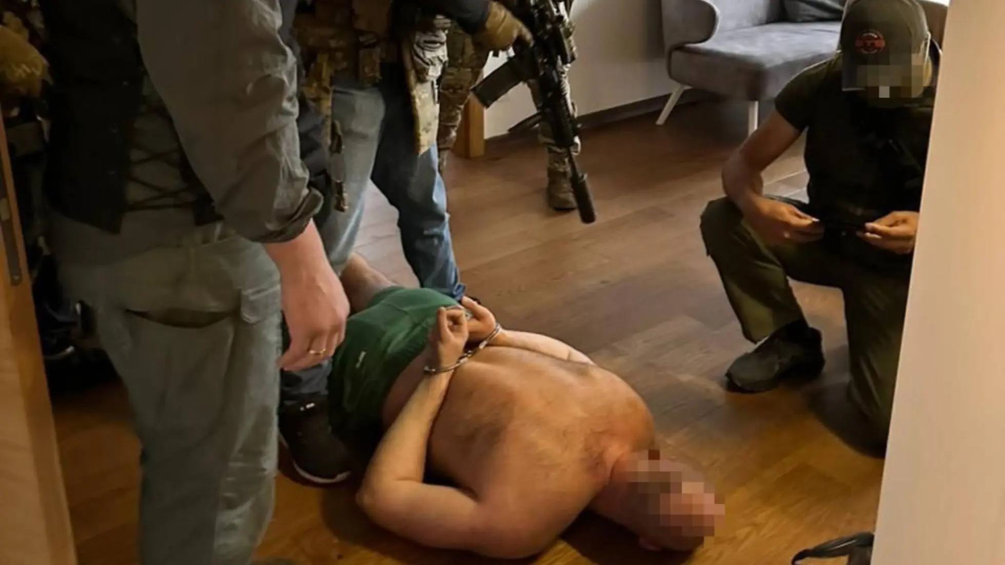Одного из начальников детективов НАБУ задержали по подозрению в продаже конопли РФ: видео