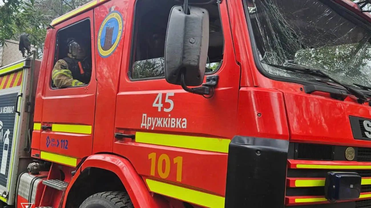 Росіяни вдарили по рятувальниках, які ліквідовували наслідки попереднього обстрілу на Донбасі