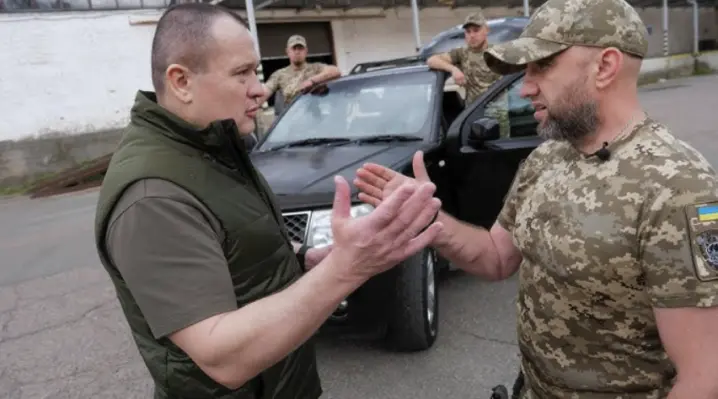 Бійці підрозділу КАТ 91 бригади отримали позашляховик від волонтерів «Української команди»