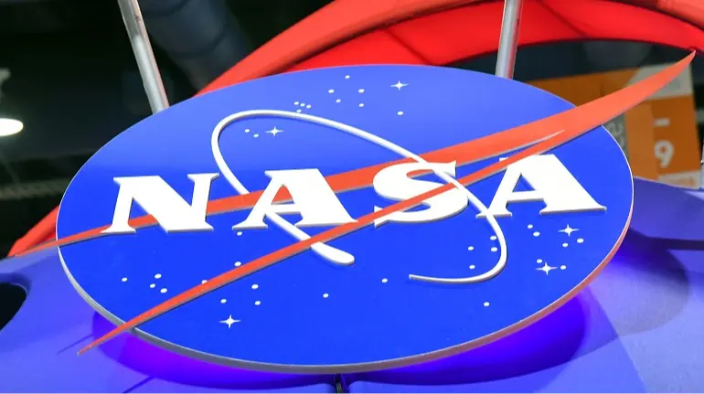 "Роскосмос" і NASA готують першу особисту зустріч за сім років