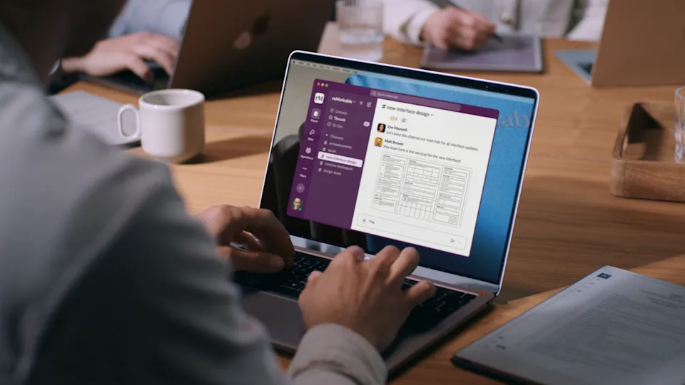 Slack інтегрується з електронними планшетами reMarkable