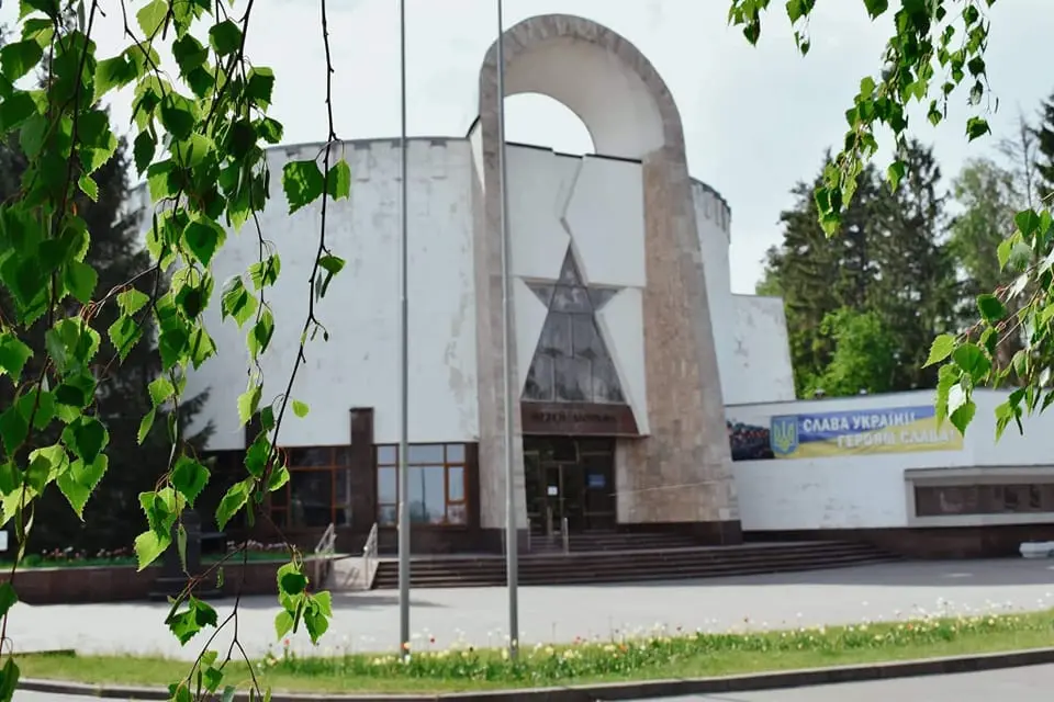 Музей військової звитяги у Нових Петрівцях за 1,4 млн гривень готують до ремонту