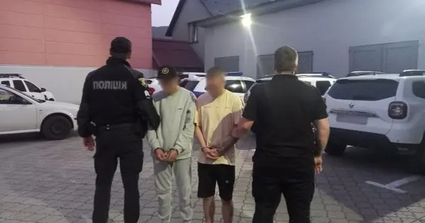 Поліція затримала двох закарпатців за зґвалтування 15-річної дівчини