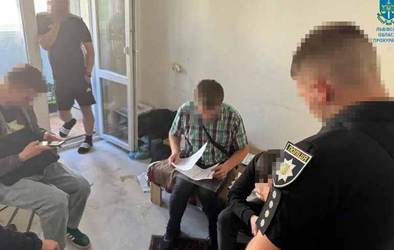 У Львові голову благодійного фонду підозрюють у привласненні понад 1,3 млн