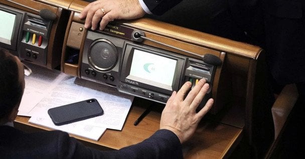 Верховна Рада може знищити незалежність НАБУ і САП: правозахисник застерігають від скандальних змін