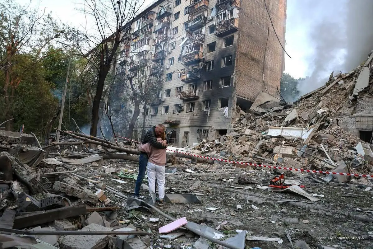 Ворог бреше, ніби підʼїзд будинку на Солом’янці зруйнувала українська ППО, – ЦПД