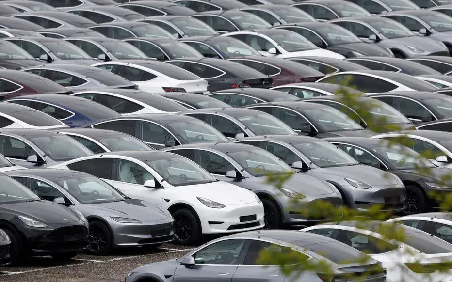 Tesla стикається з другим роком падіння продажів після поганого кварталу