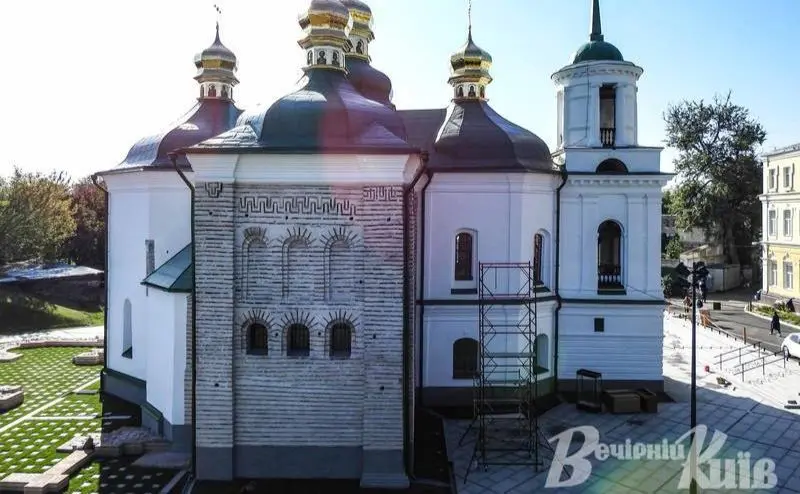 У церкві Спаса на Берестові в Києві відкривають унікальну виставку