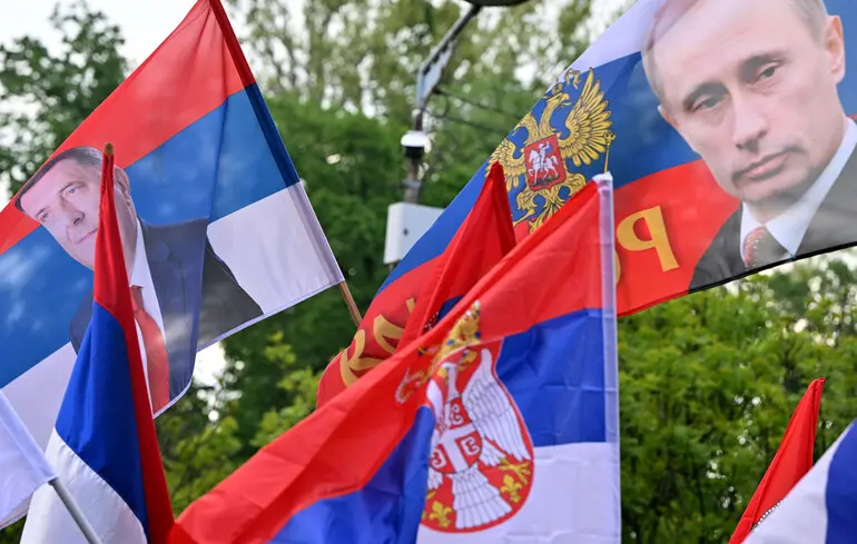 Як у ЄС збираються ставити друга Путіна на місце