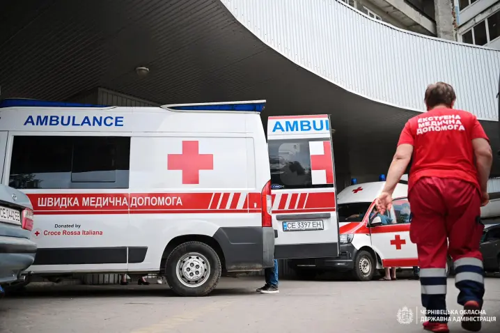 У Чернівцях на Головній 14-річний підліток вистрілив собі в голову з пістолету