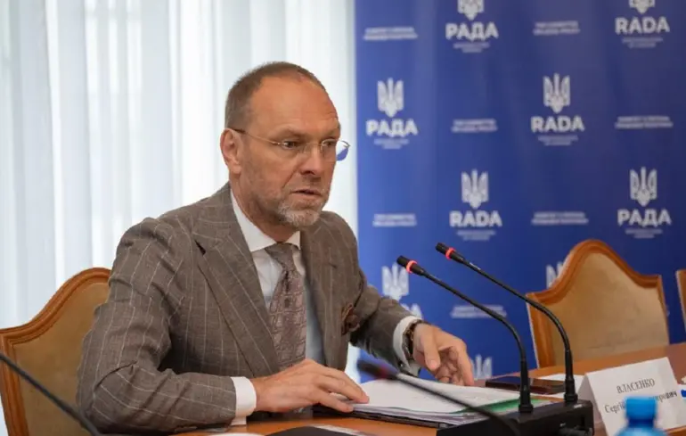 ТСК на чолі з Власенком тисне на ВАКС, запитуючи інформацію, що не належить до її компетенції — документ