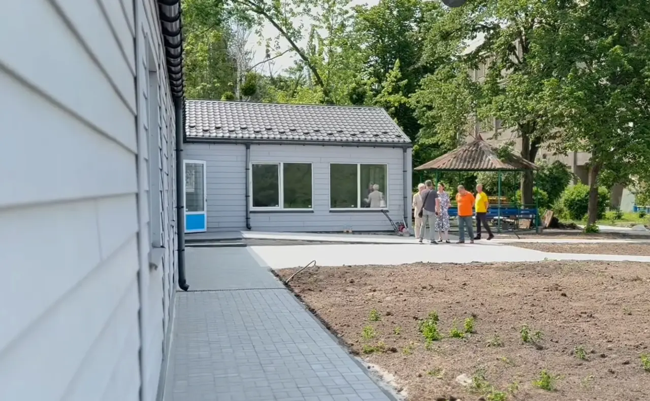 У Києві цьогоріч запустять проєкт з денного догляду для дорослих людей з інвалідністю та людей старшого віку