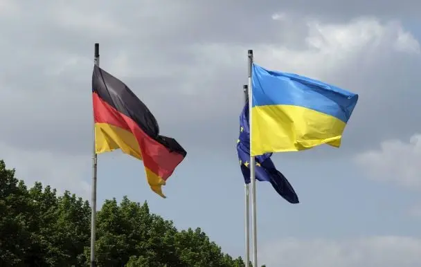 Заяви німецьких посадовців та переговори у Білорусі: головні новини ночі 25 серпня 2025 року