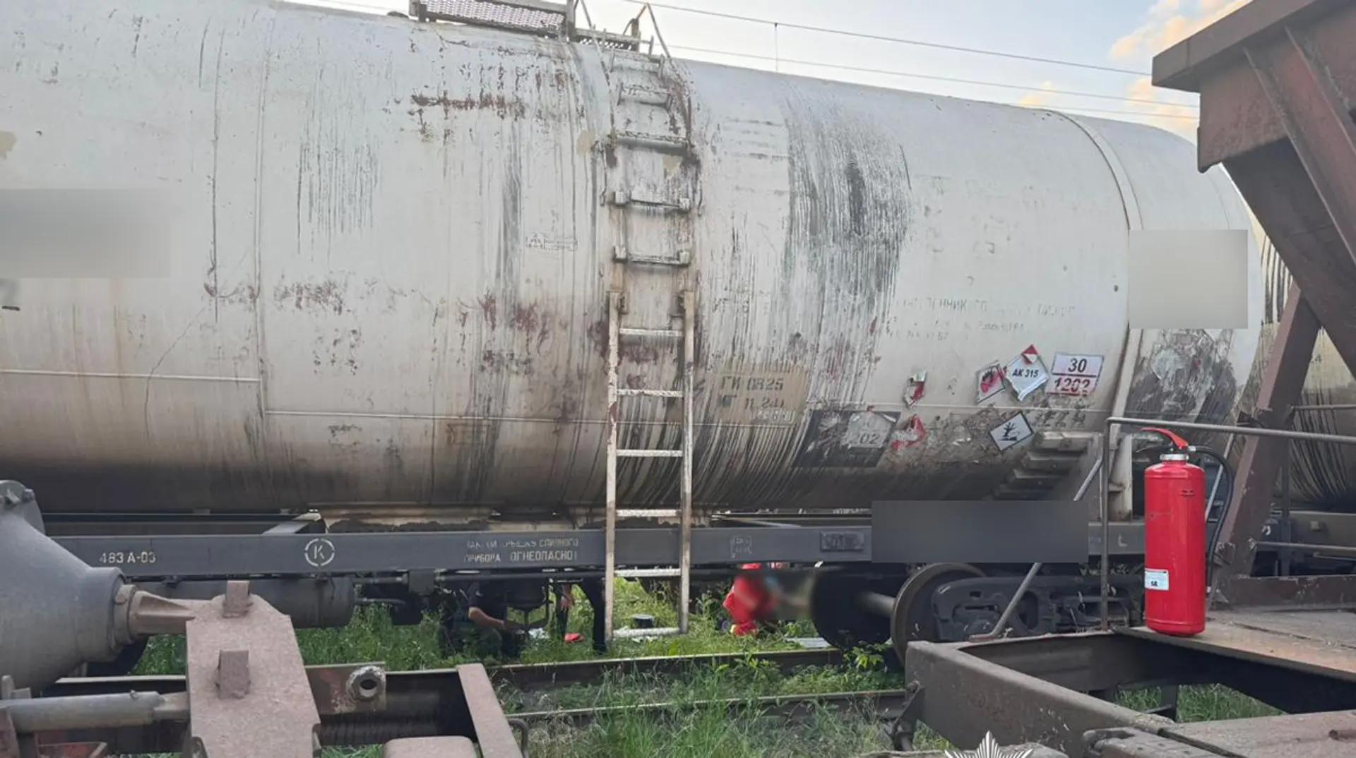На Вінниччині 13-річного підлітка уразило струмом на вагоні поїзда: він у вкрай важкому стані
