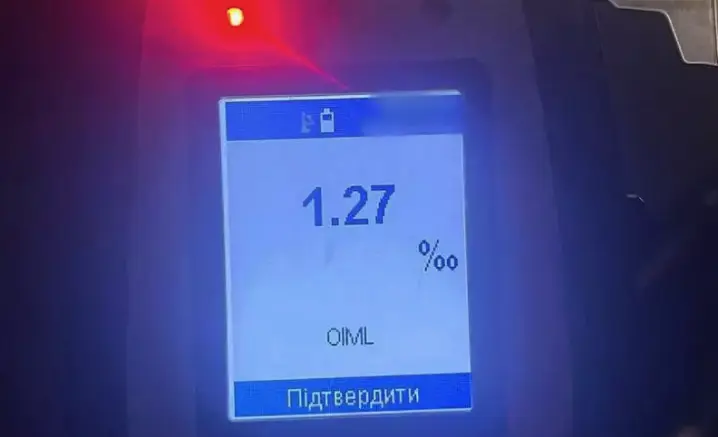 У Чернівцях затримали п’яного водія скутера без прав, який намагався втекти від патрульних