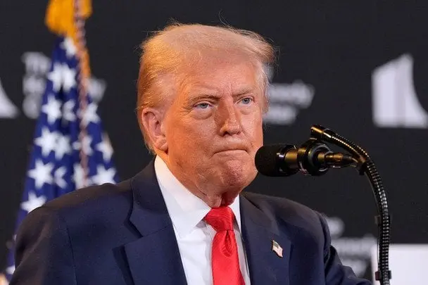 У Трампа зробили заяву про нові санкції проти Росії: запровадить чи ні