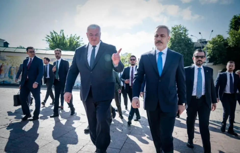 Глава МЗС Туреччини розповів у Києві про результати його візиту в Москву