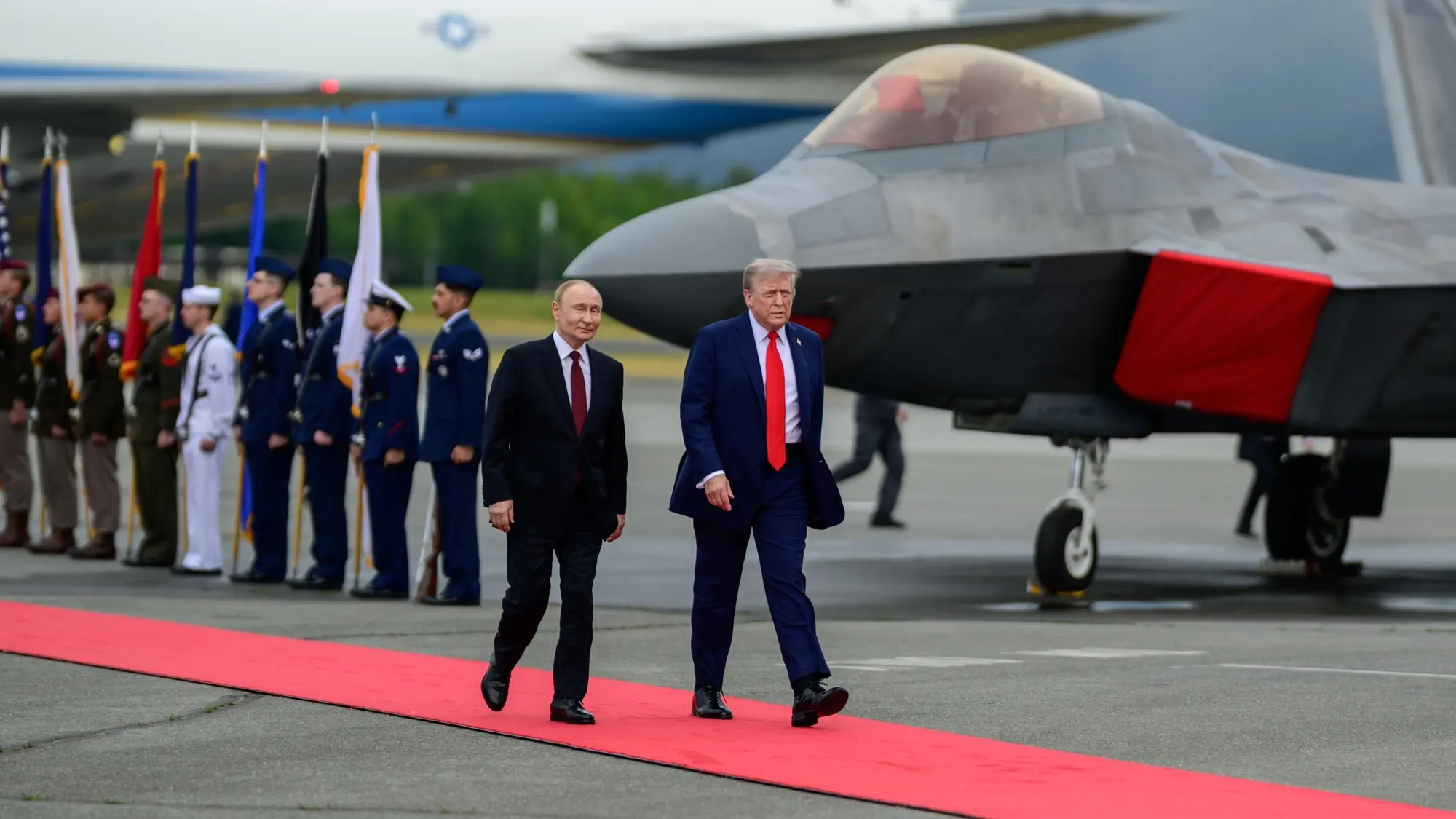 Зустріч Трампа та Путіна завершилася, розпочнеться прес-конференція