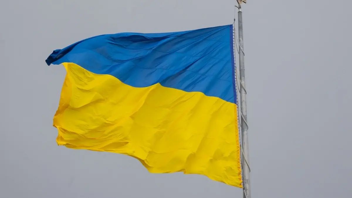 Українці вважають перемогу у війні важливішою за родину та власне здоров'я – опитування Rating