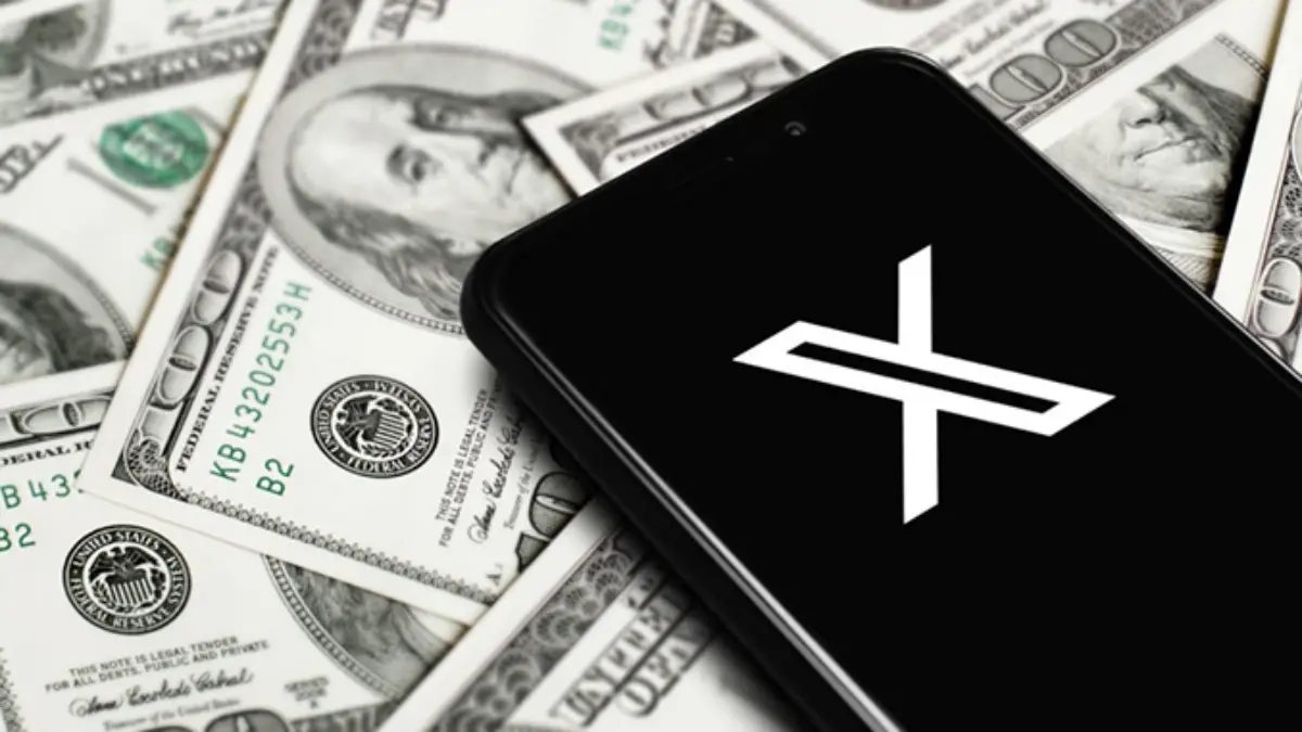 Ілон Маск запускає фізичну дебетову картку X Money — витік із коду додатку