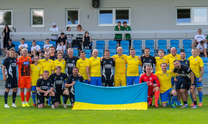 Полесье сыграло выставочный матч с дипломатами Посольства Украины в Австрии