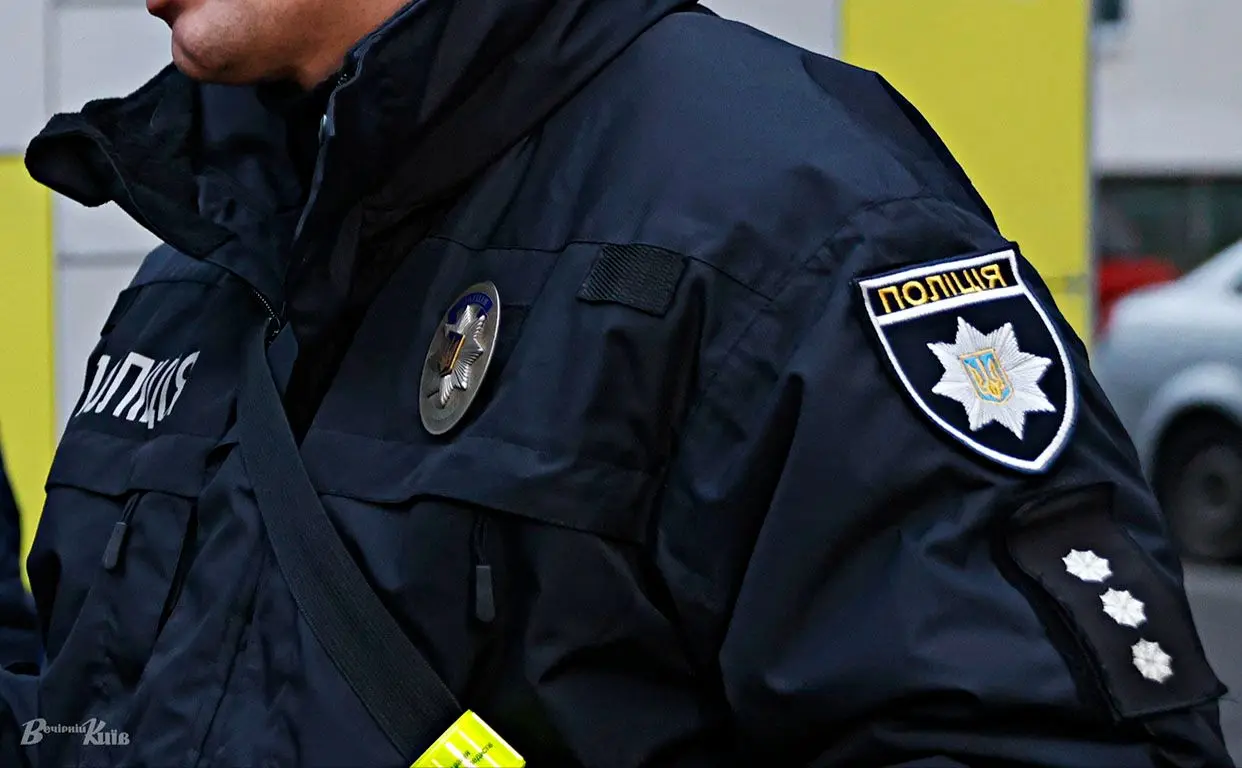 Під російську музику дівчата фотографувались на пам’ятнику жертвам Голодоморів: поліція перевіряє інцидент