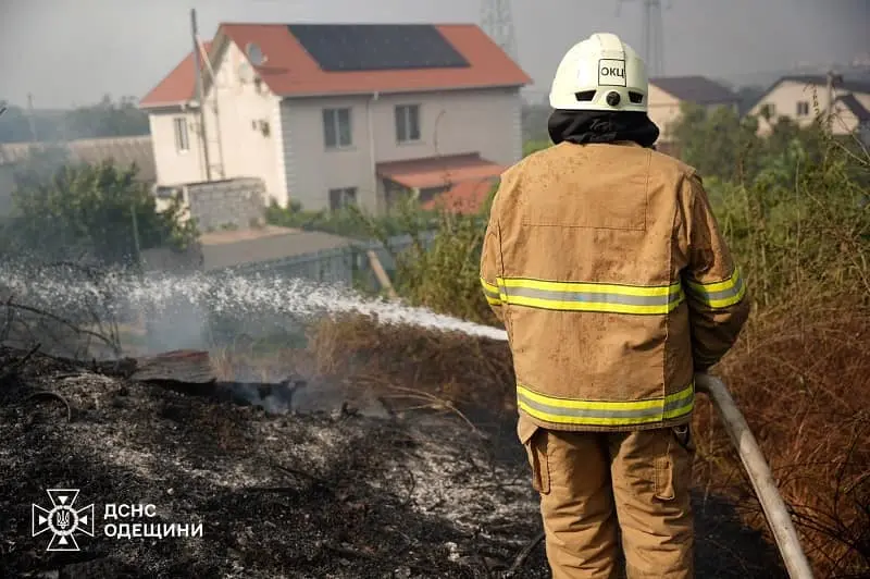 Одещина у вогні: що стає причиною пожеж у селах та на полях