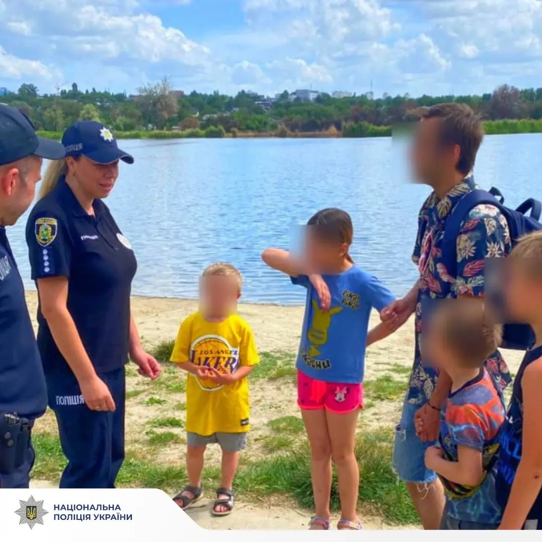 Поліцейські на пляжах Харківщини: про що попереджають відпочивальників