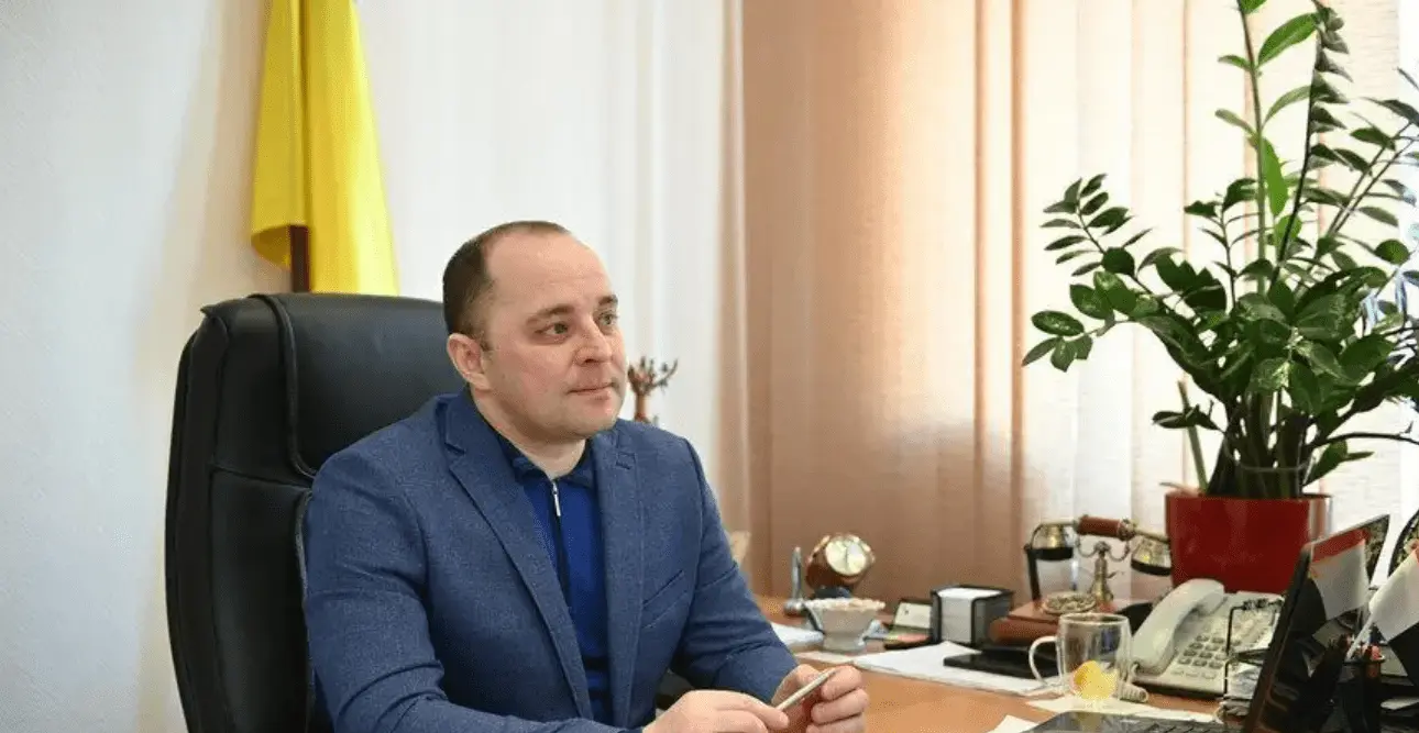 Мер Вишгорода Момот розповів, з чим пов’язаний новий обшук у міськраді