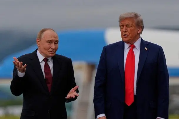 Зустріч Путіна та Трампа на Алясці: перші фото та ігнорування запитань
