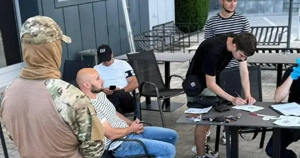 СБУ затримала львівського митника за систематичні хабарі