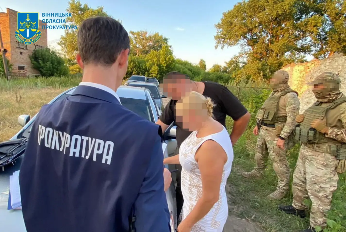 На Вінниччині адвокат зі спільниками заволоділи земельними паями померлих людей
