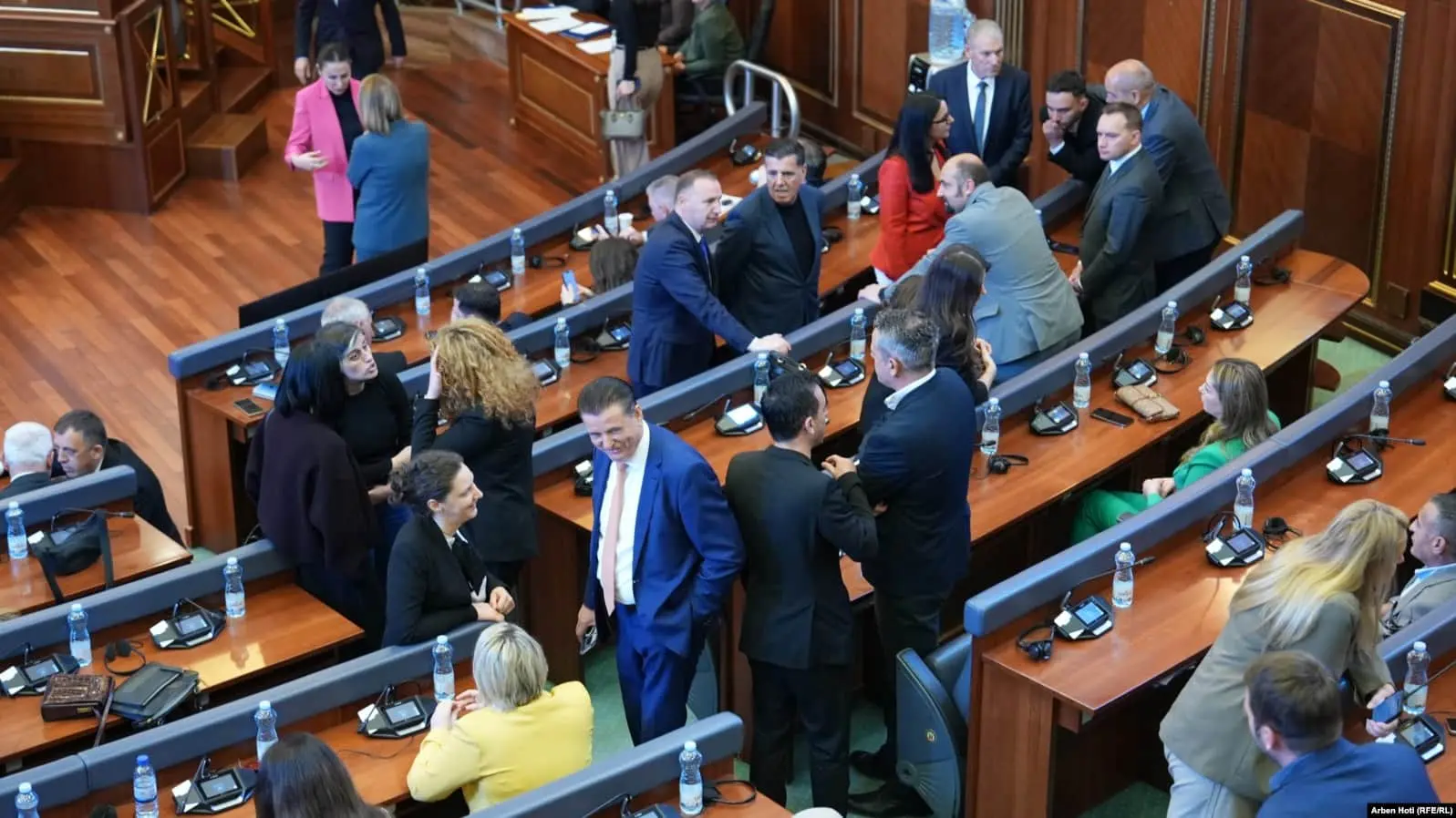У Косово провалилась 34-та спроба запустити роботу парламенту