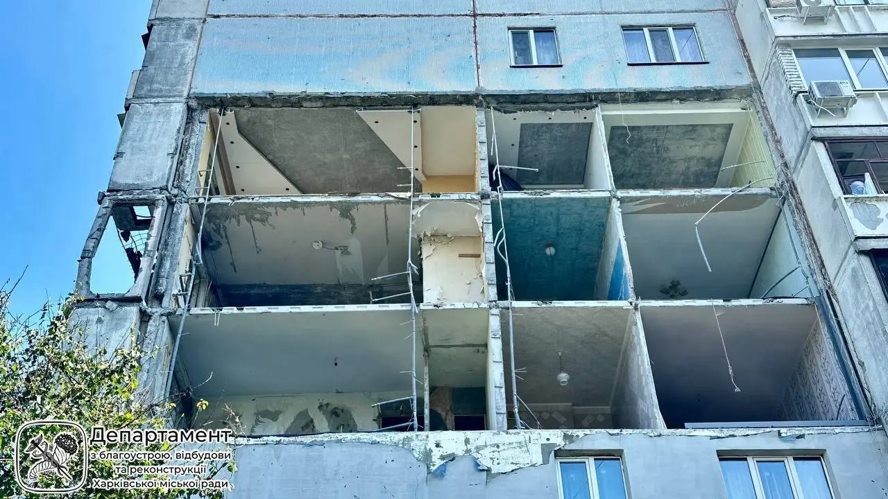 Відновлюють будинки на Салтівці: Харків'яни демонструють прогрес робіт