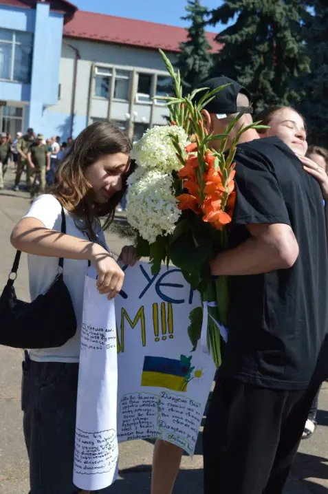 Воїн з Буковини повернувся додому після російського полону