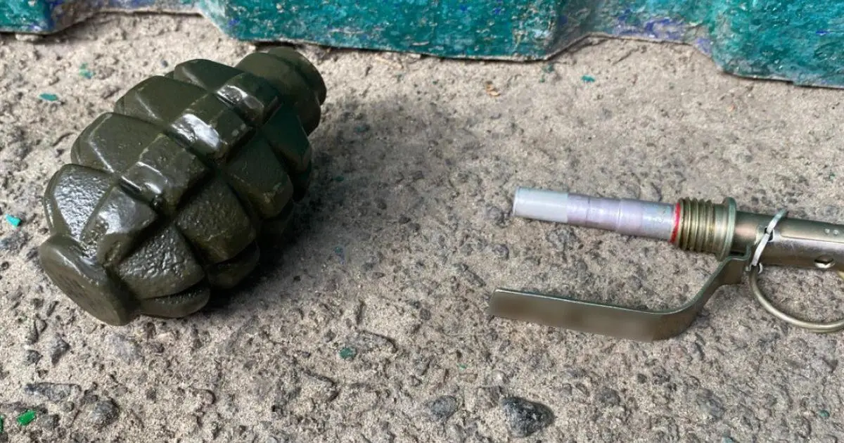 У Харкові чоловік погрожував підірвати гранату