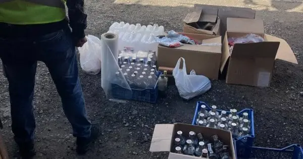 У Франківську торговець зброєю масово підробляв горілку та коньяк відомих брендів
