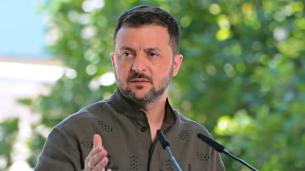 Зеленський: З кожним новим ударом РФ показує середній палець усьому світові