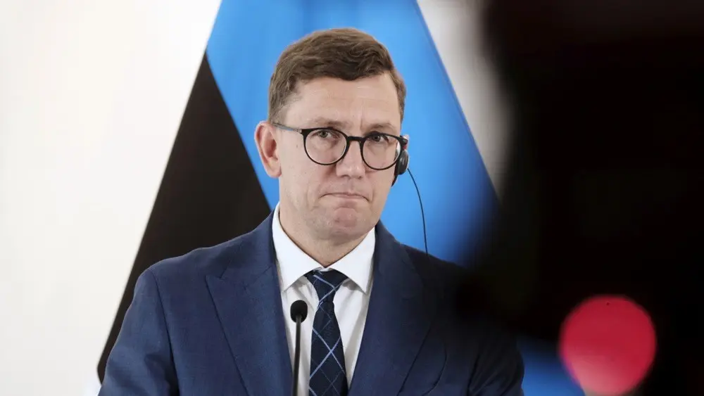 Эстония запросила консультации НАТО после залета российских самолетов в страну